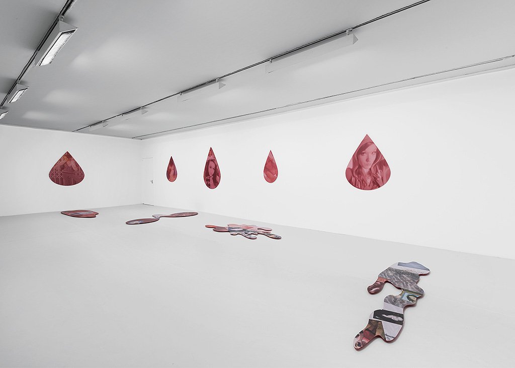MAM's tweet photo. Découvrez l’#expoCOWORKERS et l'oeuvre When Blood Runs Dark de Darja Bajagić présentée jusqu’au6/12 dans l’expo! https://t.co/qHR9qiGRPX