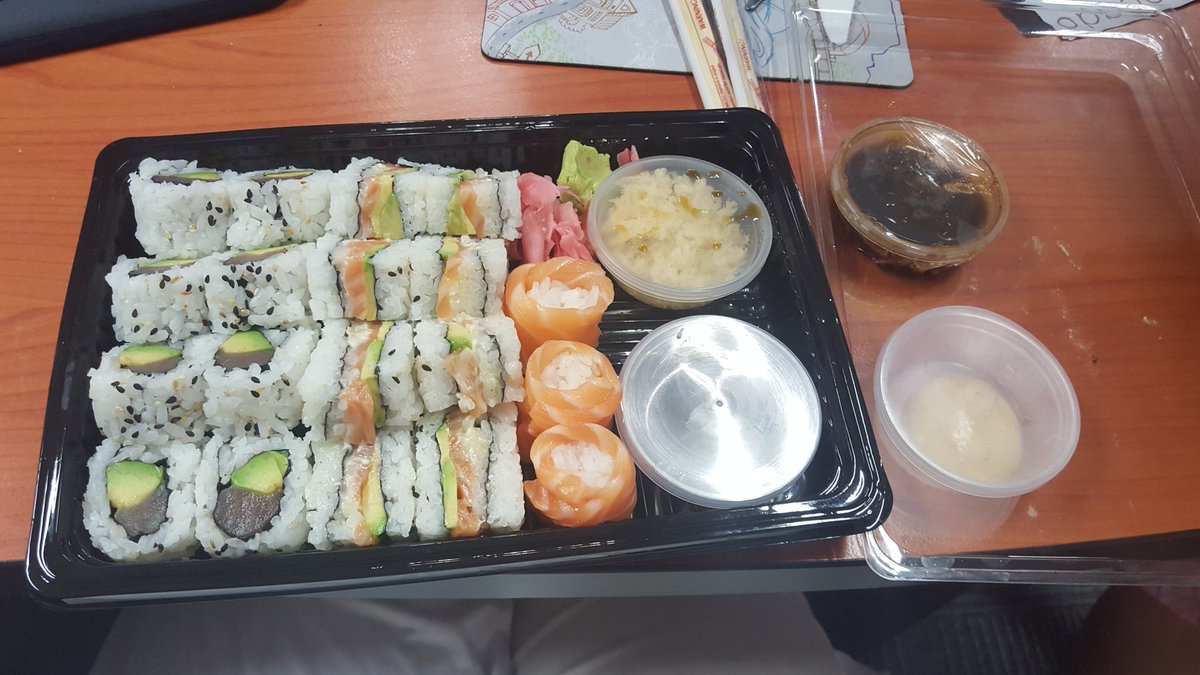 HKayles's tweet photo. @Uber_RSA loving my Uber lunch today! Just the way to make my Friday awesome! https://t.co/YssrFgrCoT