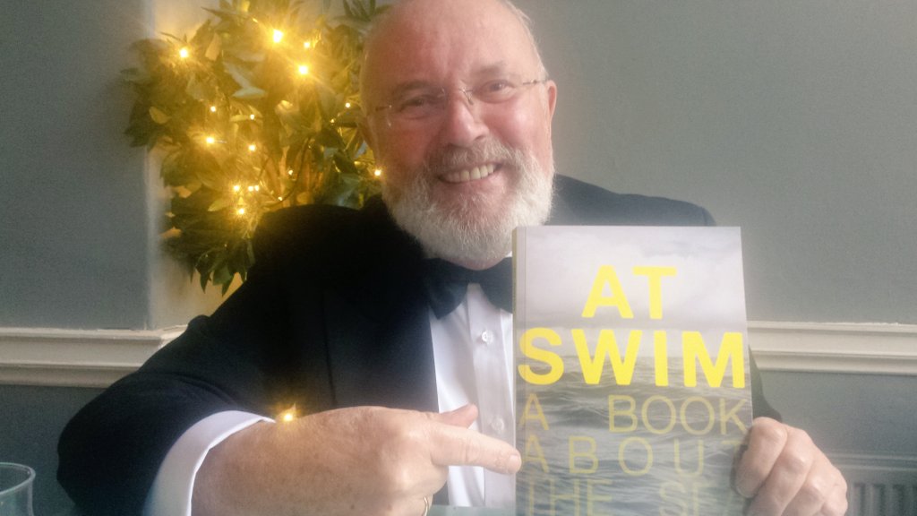AtSwimBook's tweet photo. Guess who's enjoying their new At Swim book #SenNorris #dickybow #tcd #atswim https://t.co/CLrcqVJYfx