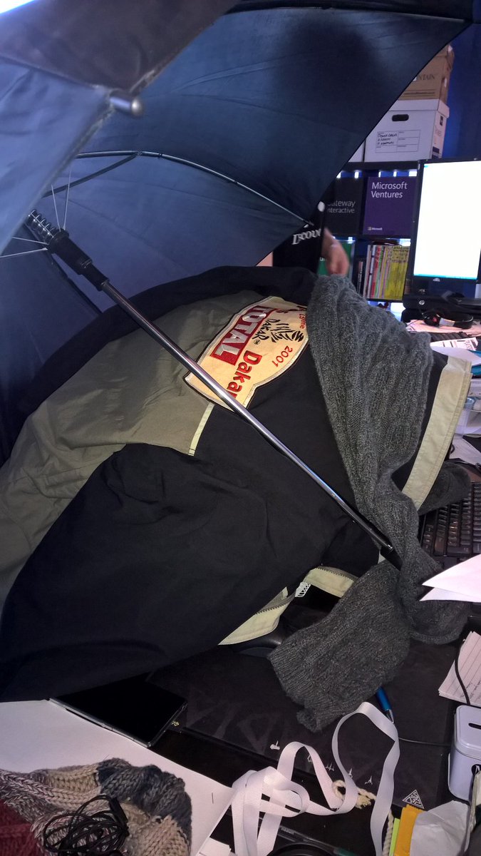 SpectraGame's tweet image. Do not disturb the Jebn. Approach with caution. Coax out with Crispy M&amp;amp;Ms... Or a Spectra score to beat! #indiedev