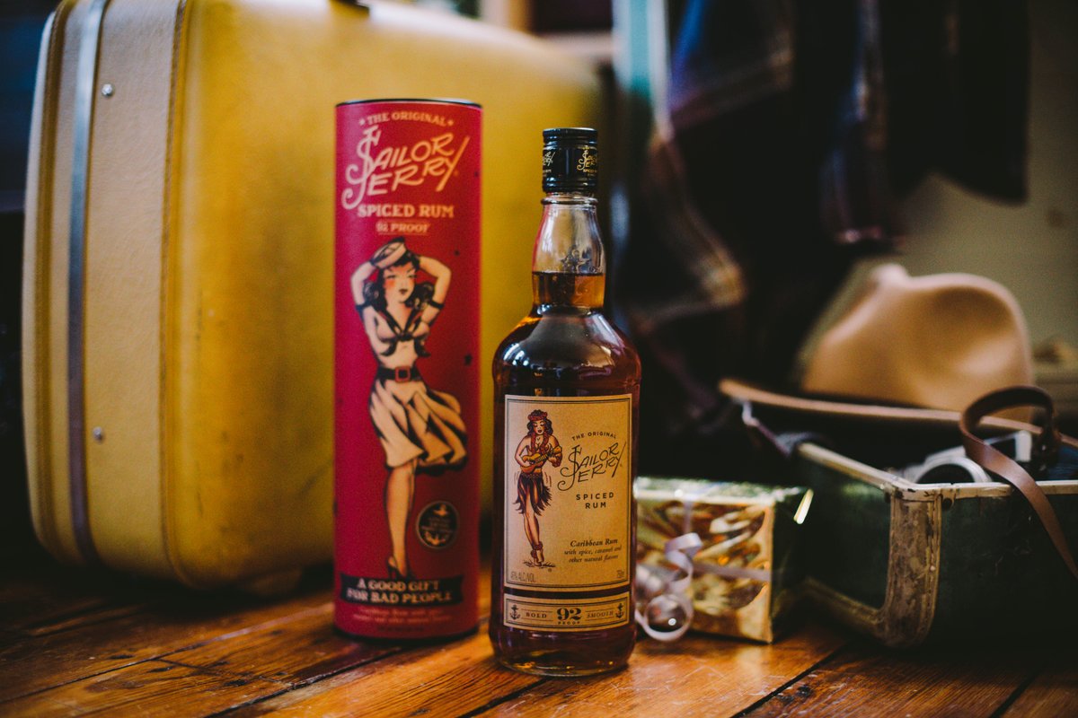 SailorJerry's tweet photo. Beat the long lines at the mall and go straight for the #GGFBP tube this holiday. It’s what they want anyways. https://t.co/1WC1hDyTVb