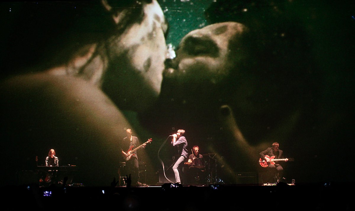 suedeHQ's tweet photo. We are enjoying these @RoundhouseLDN pics at Suede HQ! Send us yours? https://t.co/07KAL1Nrzy