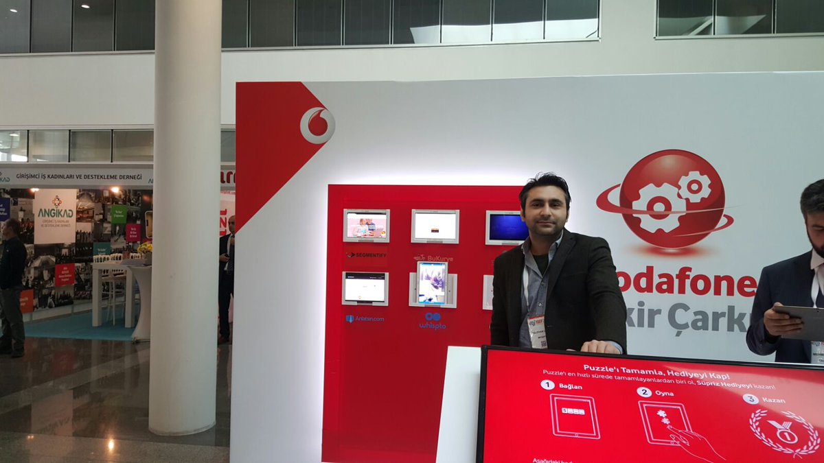 whispto's tweet photo. Isef 2015 Fuarı https://t.co/5burz4wok0
