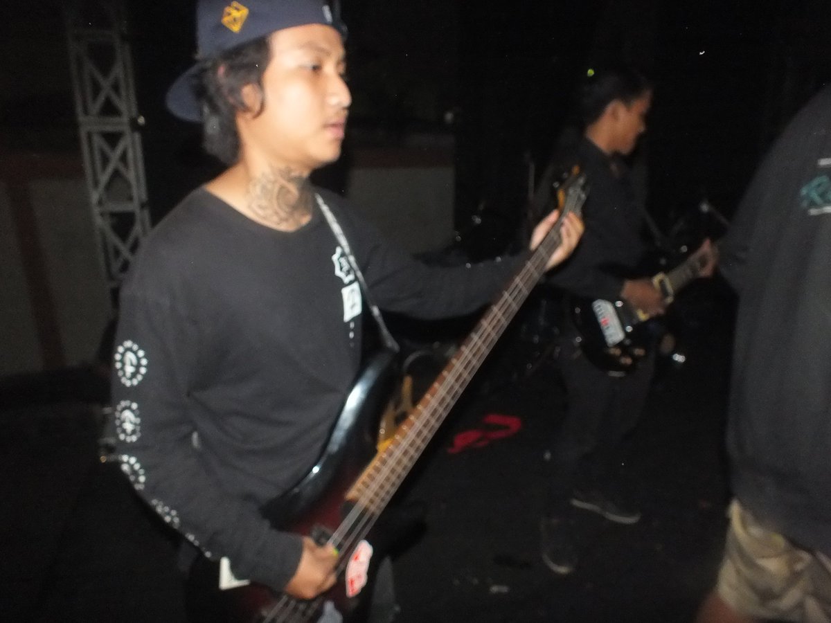BestConflict's tweet photo. besok sore kita goyang depok sob \m/
minta doanya juga ya buat bassist kita yg lagi kena musibah,semoga dilancarkan https://t.co/uLinY0C5R7