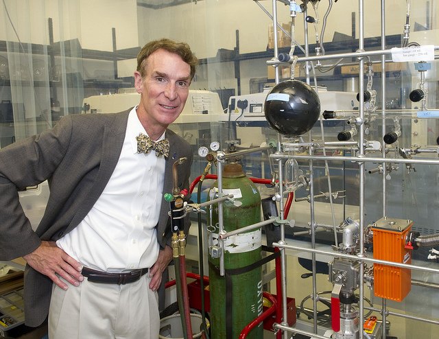 NASAhistory's tweet photo. #HappyBirthday to Bill Nye the Science Guy @BillNye https://t.co/3xhRGVgdYl https://t.co/NRH645wzHR
