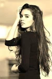 AnaGomez005's tweet photo. No llores por aver perdido el sol porque las lagrimas no te permiten ver las estrellas @SofiaCarson https://t.co/0md48myN30