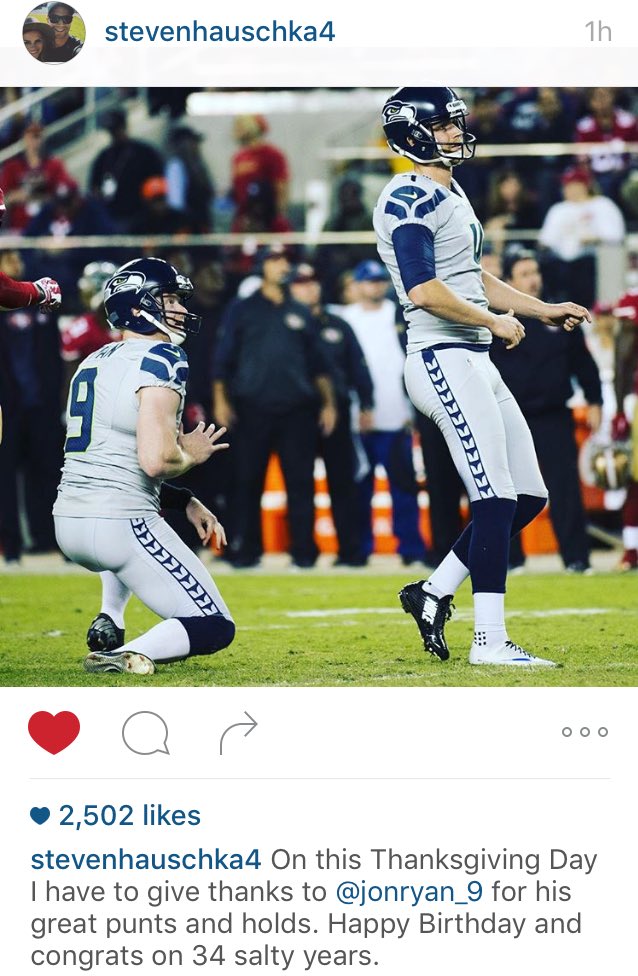 12HawkNation's tweet image. Happy late thanksgiving and birthday Jon