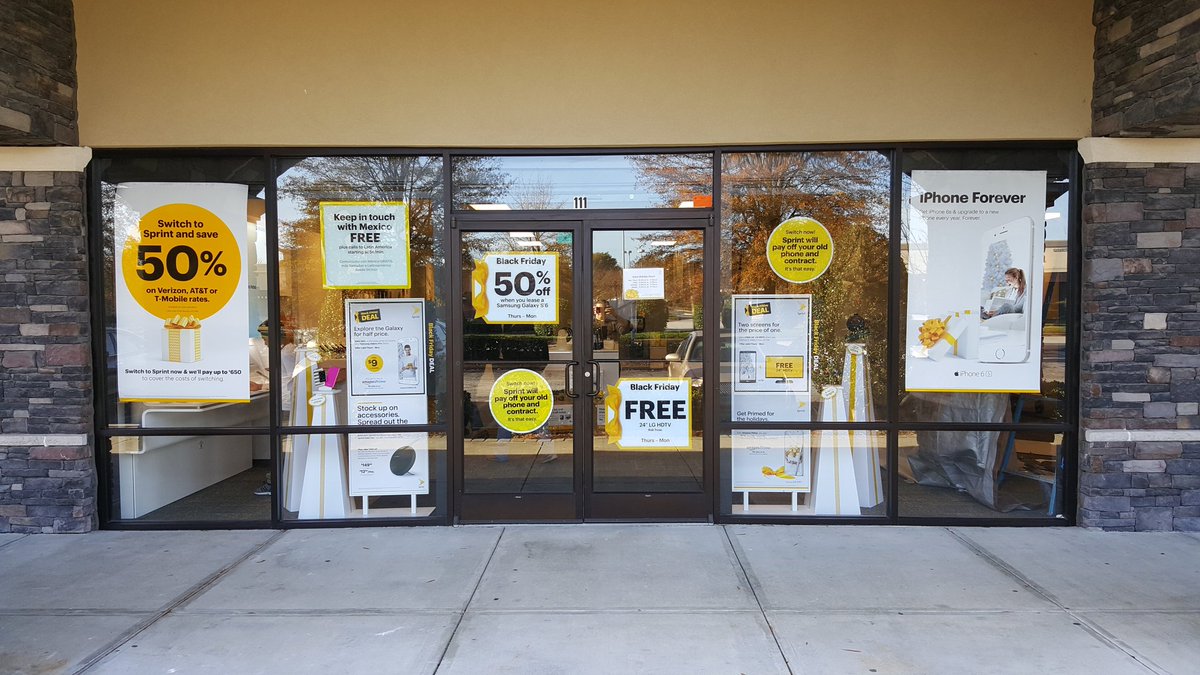 347Sprint's tweet image. Just not enough room in the window for all the Black Friday deals @347Sprint @JosephSmithers1