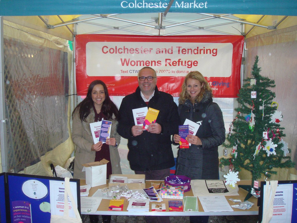 yourcolchester's tweet photo. Cllr Young @Tim4Labour joins #SaferColchesterPartnership 2day to help raise awareness of domestic abuse @ColchMarket https://t.co/hqbRoiKizu