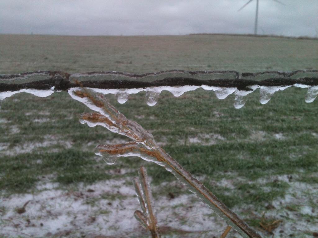 amycastor9's tweet photo. Oklahoma - where the ice comes sweeping down the plains... https://t.co/lRDF7umCVq