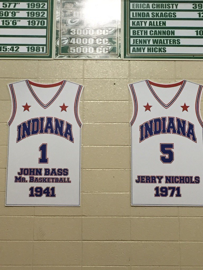 @HickoryHusker @Greenwoodsupt @KyleNeddenriep  New addition to Greenwood's gym. #honoringthepast