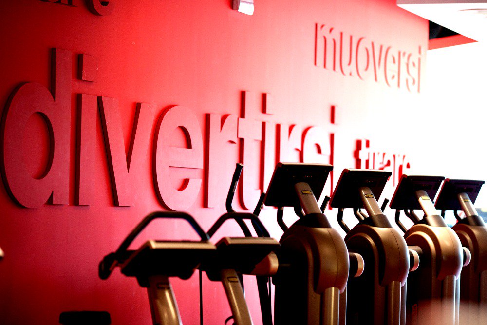 virginactiveIT's tweet photo. Per l' #arearelax, per un corso, per il tuo #training: รจ arrivato il #weekend e la parola d'ordine รจ...! https://t.co/ssQwCP5N10