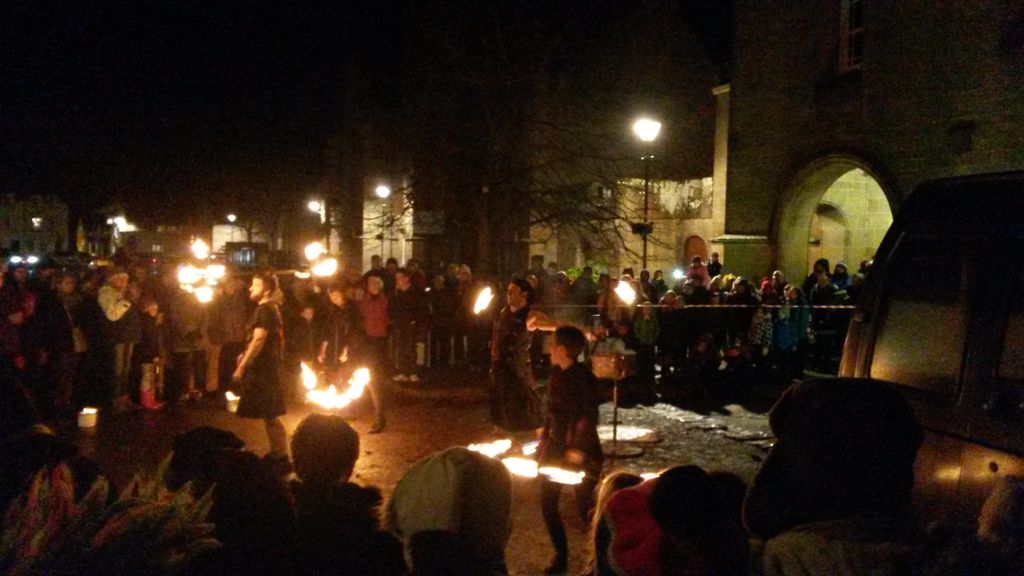 vaderbogger's tweet photo. #pyroceltica #dornochwhiskyweek a cold night but great entertainment #glenmorangie  #Dalmore #Balblair #Clyneliesh https://t.co/xIxPKf2Z09