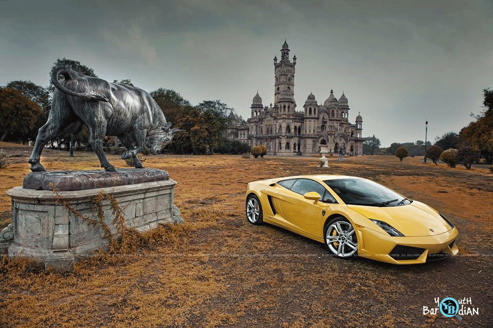 VadodaraMirror's tweet photo. #Vadodara  #Baroda
#Lamborghini #Gallardo #LP550_2 #LaxmiVilasPalace
WhatsApp Updates - 7046222217  @YouthBarodian https://t.co/AO6rxSLW1A