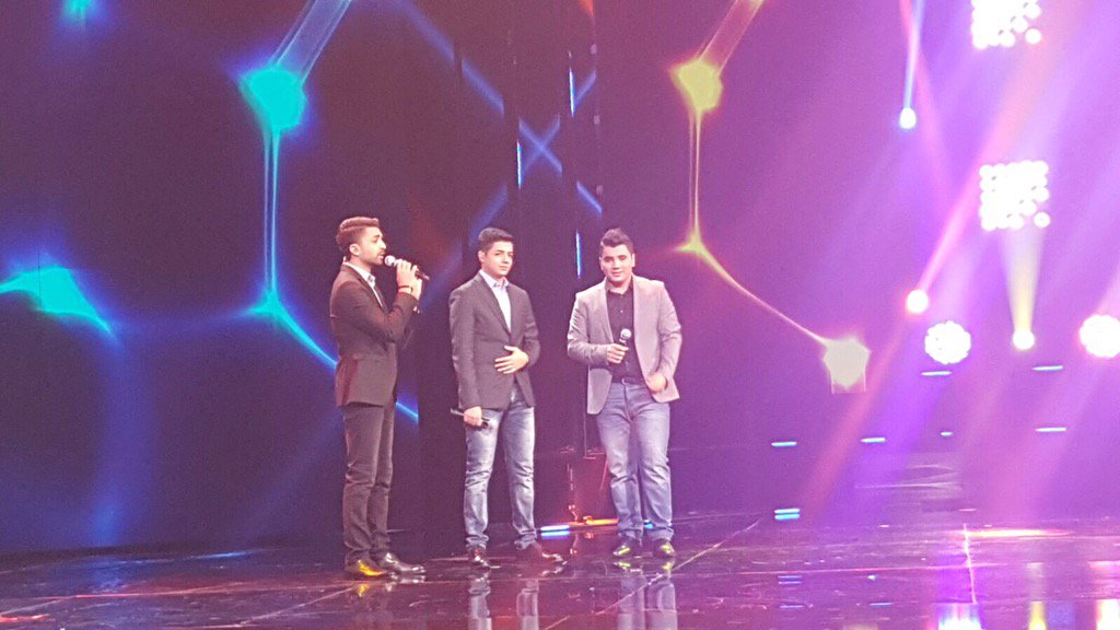 StaracArabia's tweet photo. أجواء طربية تسيطر على المسرح مع @MohamedAbbaass , @Nassim_Raissi و @Ihab_Amir من منكم يستمتع بأدائهم؟ #خلي_نجمك_يلمع https://t.co/5EtGQINh6q