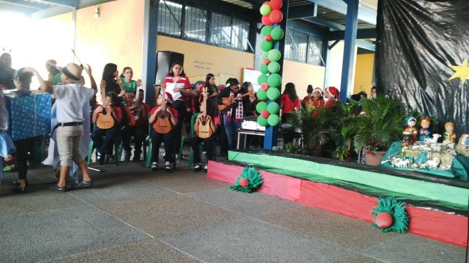 ModDonBernabe's tweet image. #ParrandonesEscolares #PSBLara @Yulyannrabert @Anyjo2589 presentación Mod BernabePlanas en la Apertura a la navidad