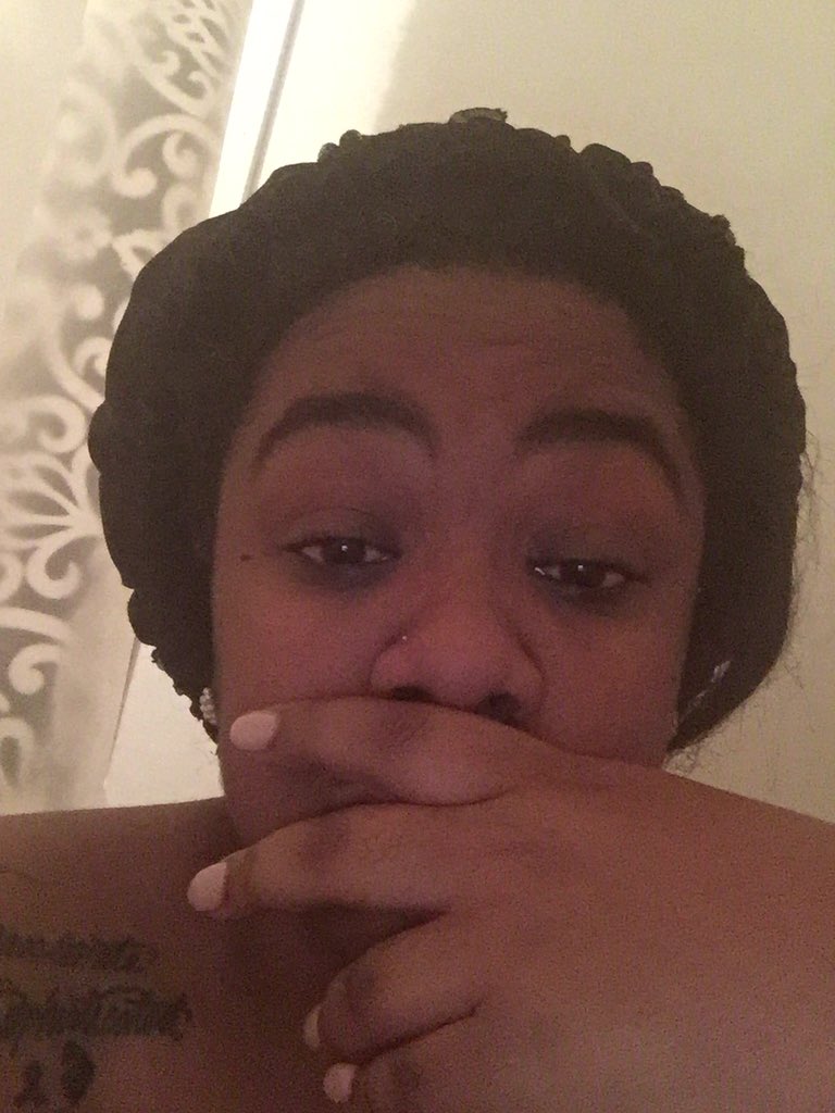 x_amarieeee's tweet photo. eyes stay low off that good good #smokeonerollone https://t.co/rKegv0ECVL