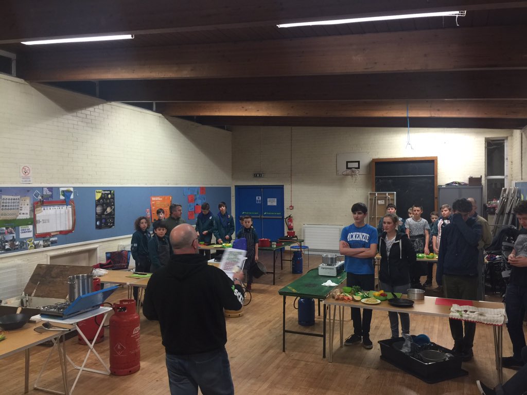 midlothscouts's tweet photo. DC briefing the Scouts and Explorers for the District Commissioners Challenge 2015 #iscouts #scoutinginmidlothian https://t.co/faXb9HB8xb