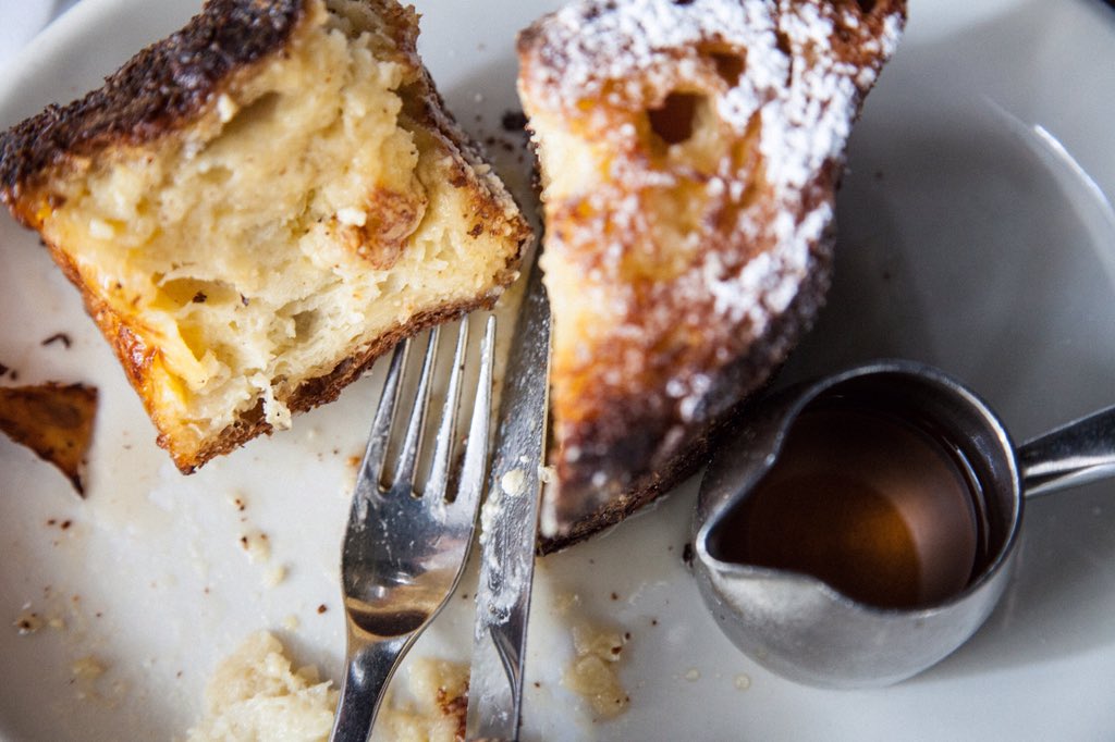eat_landmarc's tweet photo. Raise your ✋ if you want our pain perdu! Stop in after shopping at TWC & enjoy til 4! #frenchtoast #blackfridayeats https://t.co/XVXOh3KhHW