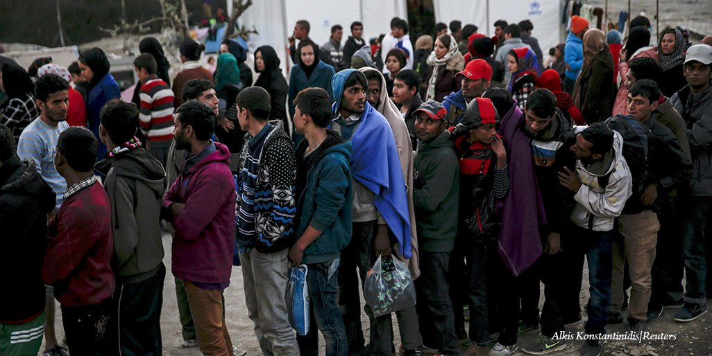 sonarGaan's tweet photo. @CFR_org: As migrants &amp; refugees stream into Europe, learn how the crisis began: https://t.co/TZotkPMFTU https://t.co/EecwPCrGlX