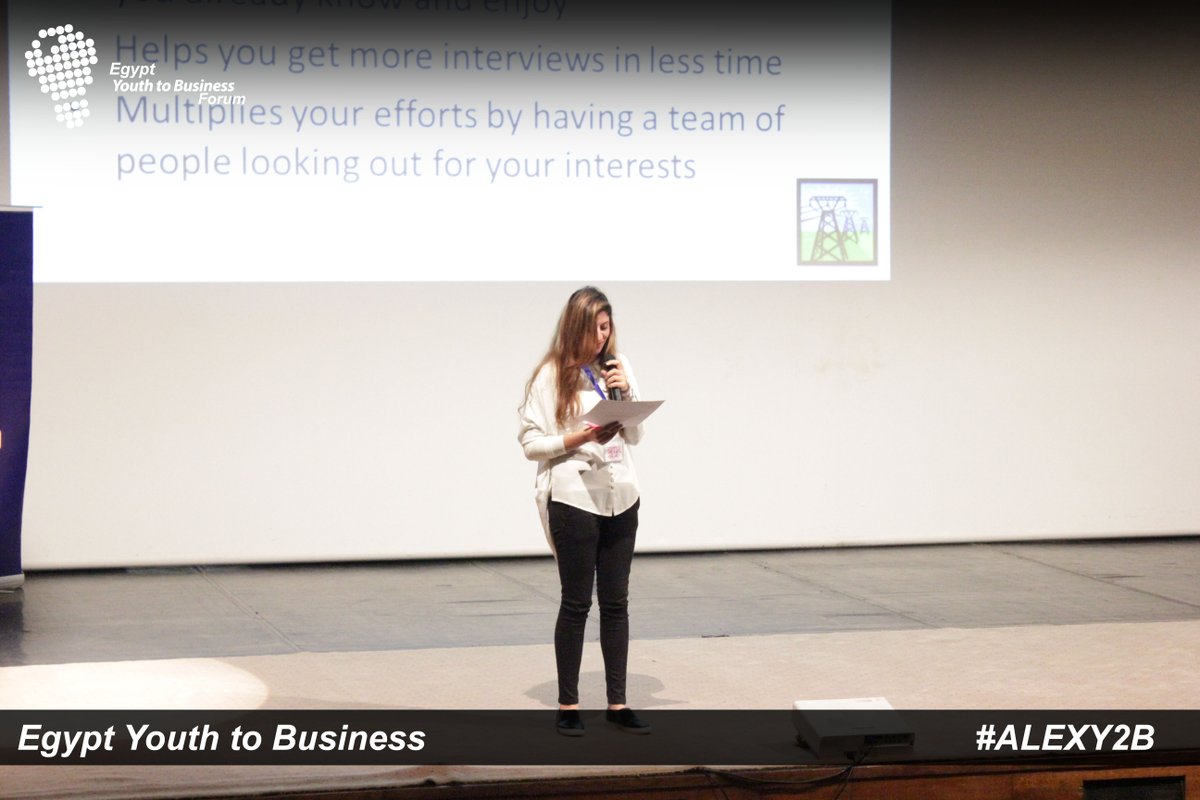 AIESECAlex's tweet photo. The attendees of the forum sharing their thoughts during the " Career Coaching " session . #ALEXY2B https://t.co/FiGzG1EknI