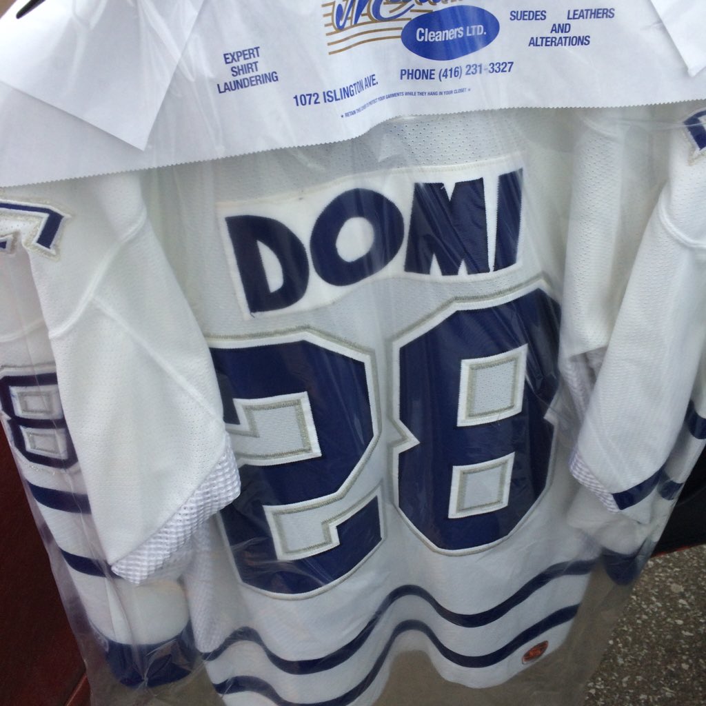 BradRodo's tweet photo. Freshly cleaned and ready to meet @thereal_tiedomi tmw on his #shiftworktour before the @MapleLeafs game! #favplayer https://t.co/mOndzaoGNf