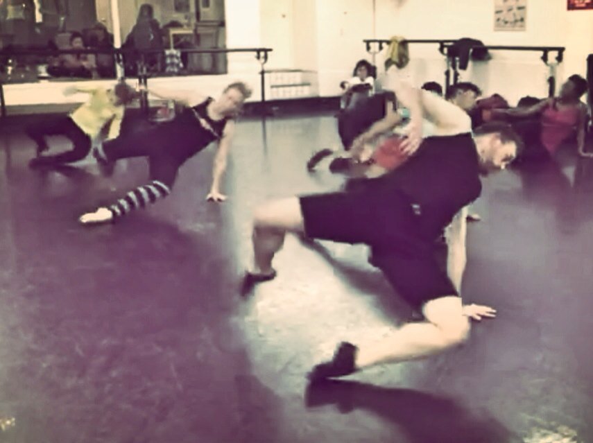 mmmmmarinarg's tweet photo. Last #ContemporaryFlow class for 2015! 6:30pm at @danceworks1, don't miss it!
#TAKECLASS @DancersProUK https://t.co/crVddjG9M0