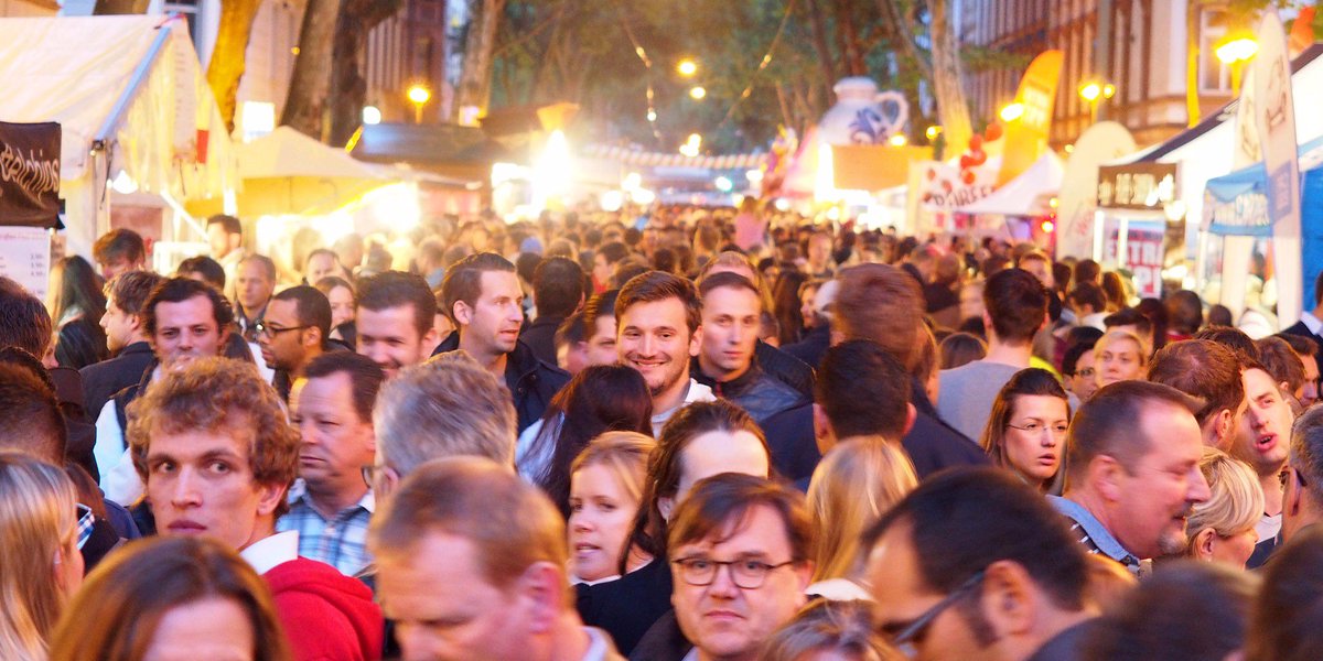 BusinessInsider's tweet image. Anxious people have one big thing in common when it comes to an important social skill read.bi/1kV3bYZ