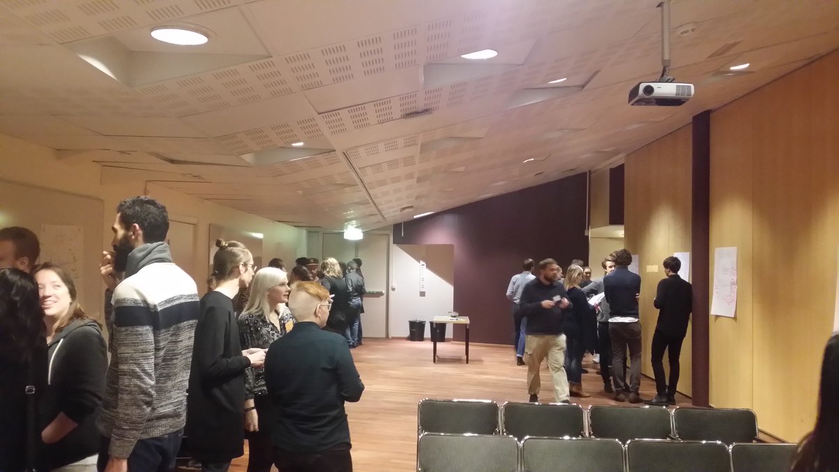 DanielDarpe's tweet photo. Påverkanstorg på #LSM15 där motioner diskuteras och tillägg och ändringsyrkanden kan göras, livliga disskussioner. https://t.co/PmZWDEnwv2