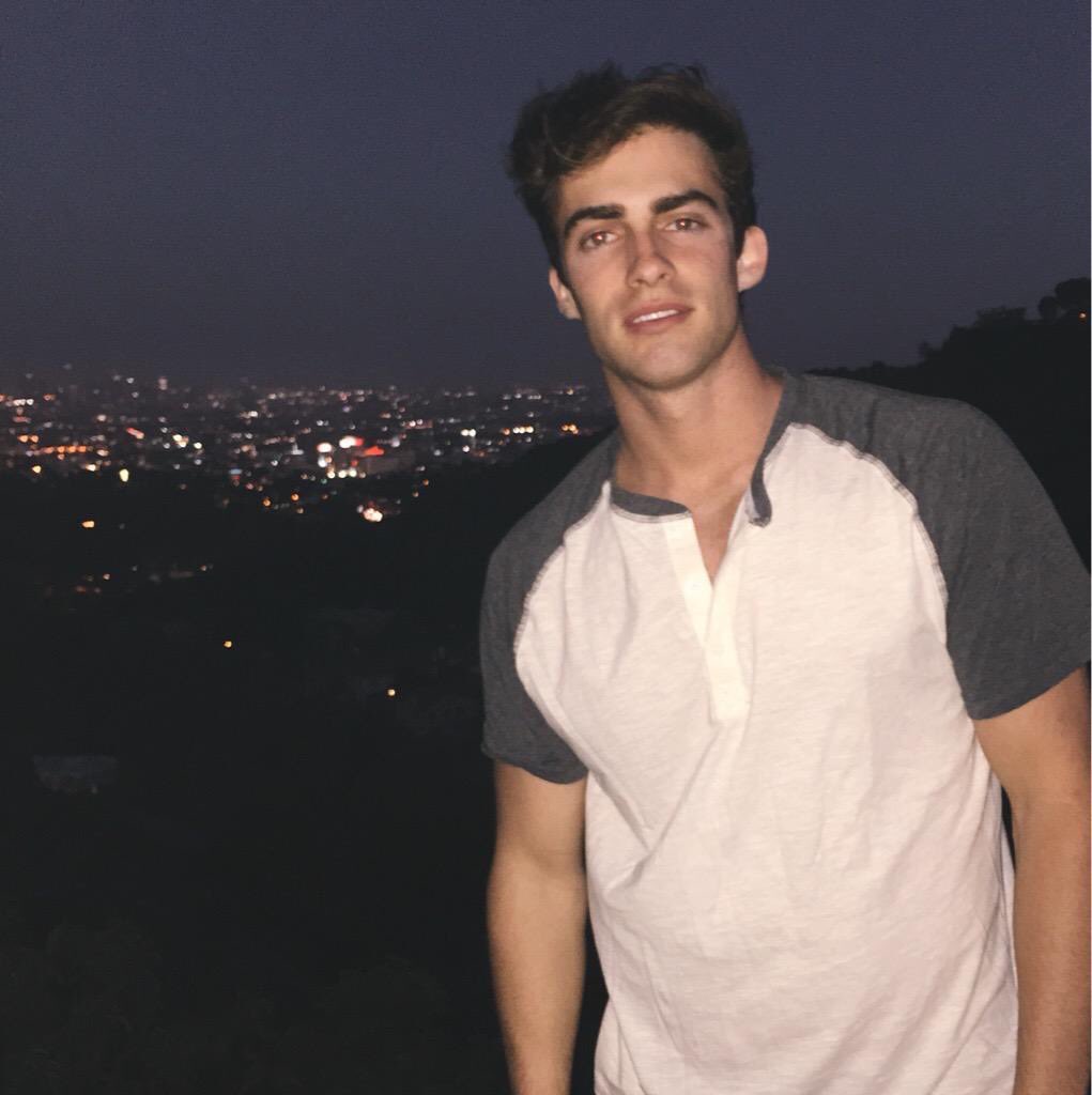 New fake, rt this ish for me