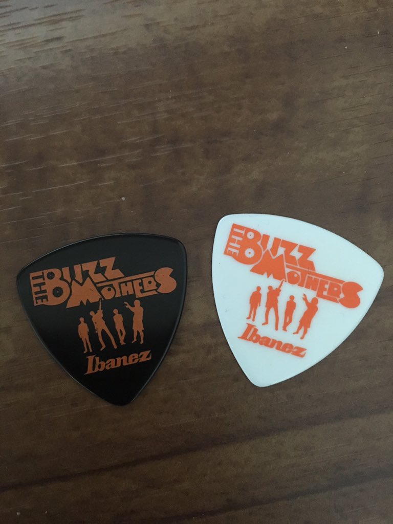 The Buzzmothers キーホルダー　バズマザーズ The Buzzmothers キーホルダー バズマザーズ The Buzzmothers