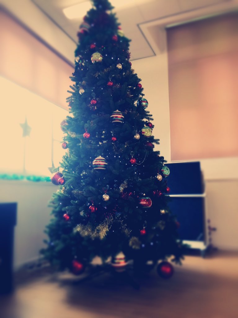 BsmPrimary's tweet photo. Preparation for Xmas Fayre is well under way! @BurghfieldCP https://t.co/bfd5ZxsWyg