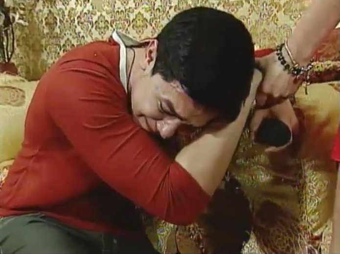 encounter_huta's tweet photo. he's tears wont stop falling with a mere idea of losing HER. #ALDUBStaySTRONG https://t.co/vDFHx5tQsU