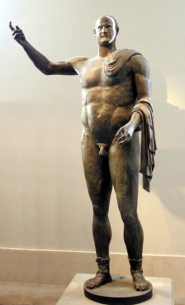 RACPerugiaEst's tweet photo. 5 Dicembre: processo storico a Gaio Vibio Treboniano Gallo la cui statua si trova al @metmuseum https://t.co/xsFfqxMsCA
