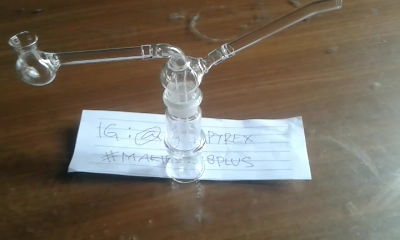 kacapyrex's tweet photo. Bong tabung 02. Bisa dilepas. Order cek bio. Kelengkapan seperti di foto. #BongKaca #Pyrex #Makibau18plus https://t.co/sUWdanFGfg