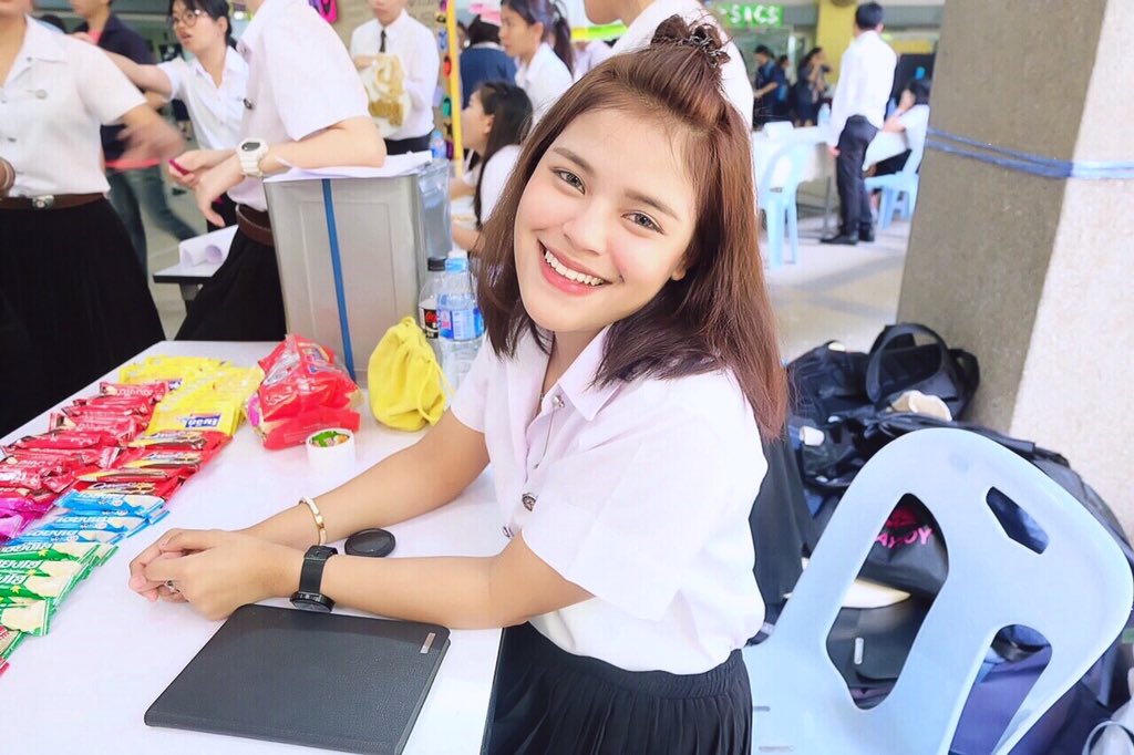 fernblyn's tweet photo. พรุ่งนี้วันสุ���ท้ายแล้วนะ ห้ามพลาด !!
มาเ��อกันได้ที่คณะวิทยาศาสตร์ใต้ตึก19 รอแจกขนมอยู่น้า #MICROSWU #SWUOPH2015 https://t.co/7Izw2ylivo