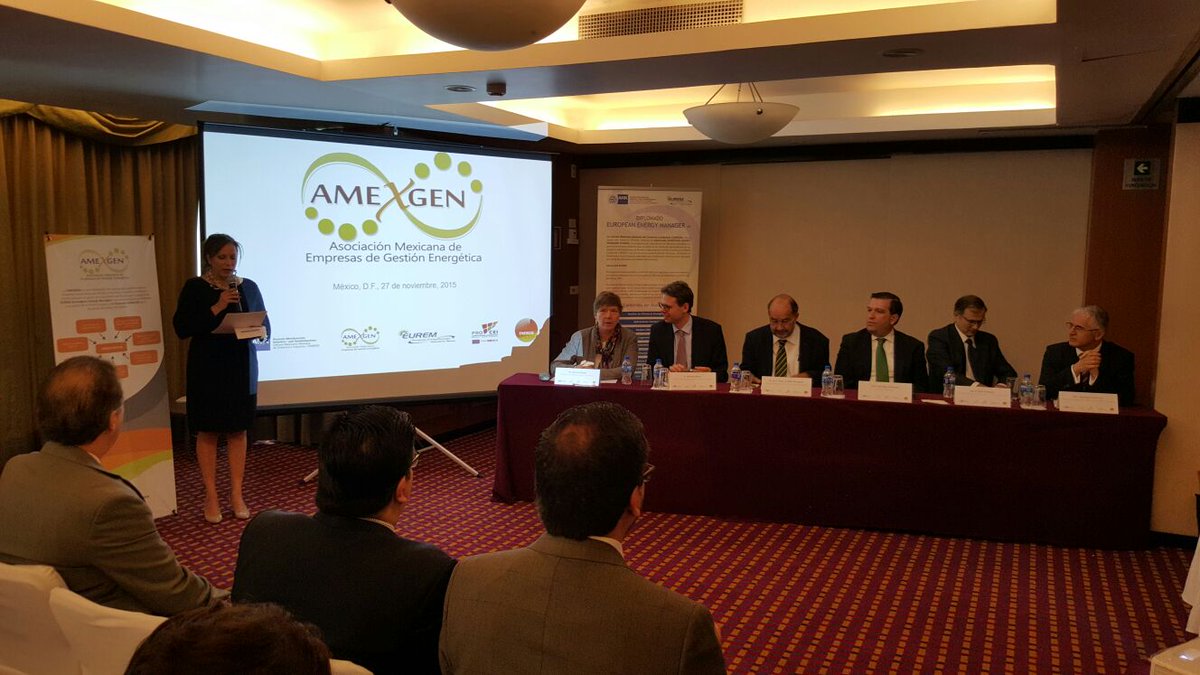 ECOVES_Energia's tweet photo. El director @odebconuee engalano la entrega de certificaciones en el marco de la presentación de la #AMEXGEN https://t.co/kZaxnDNk6O