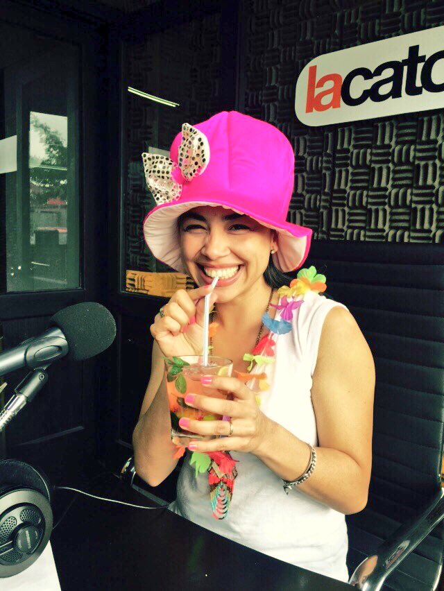 algovaaocurrir's tweet photo. De gustando el primer mojito  de los 35 años con @tikibarras en @lacatorce10 😊😊🍹 https://t.co/XzcA1xmcLg