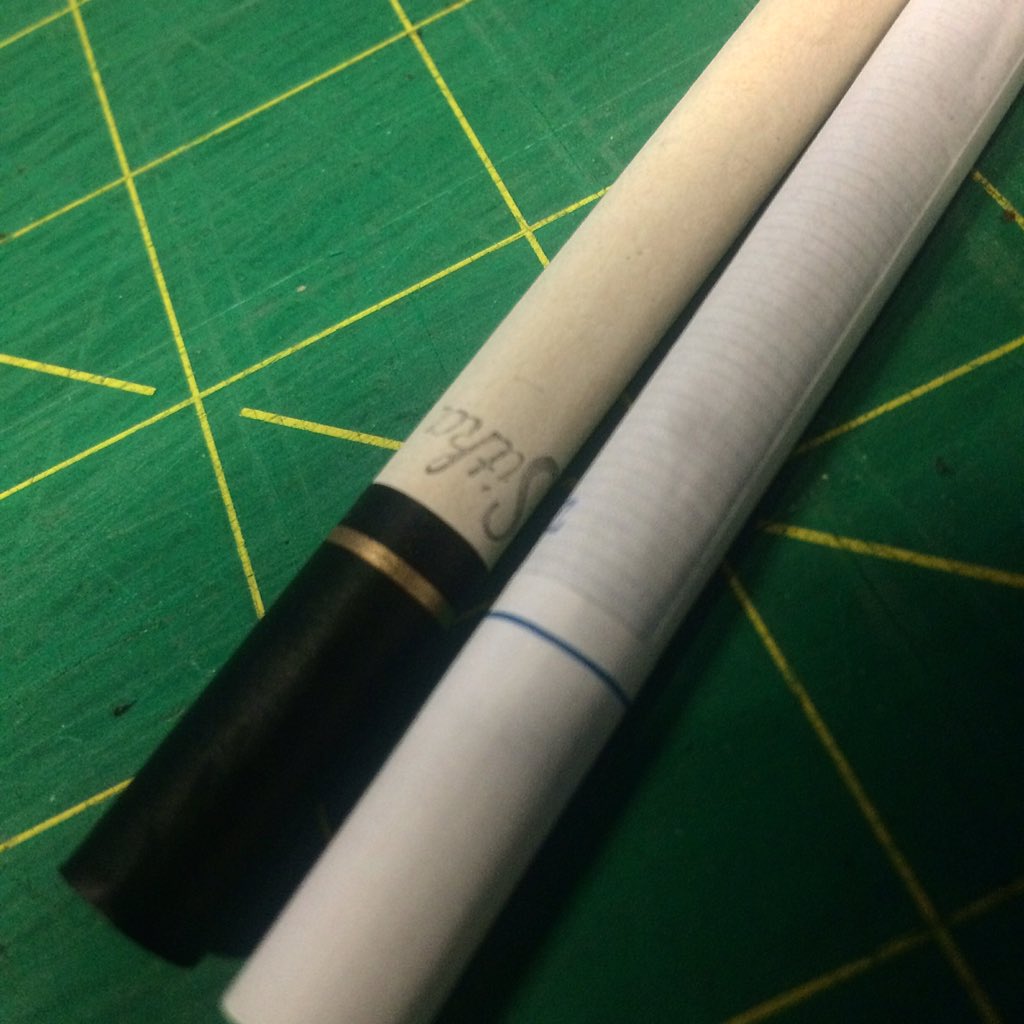 See the one on the right? Chemicals are bad mmk? Accept no substitutes. #unbleached #biodegradable #cigarettes #weed