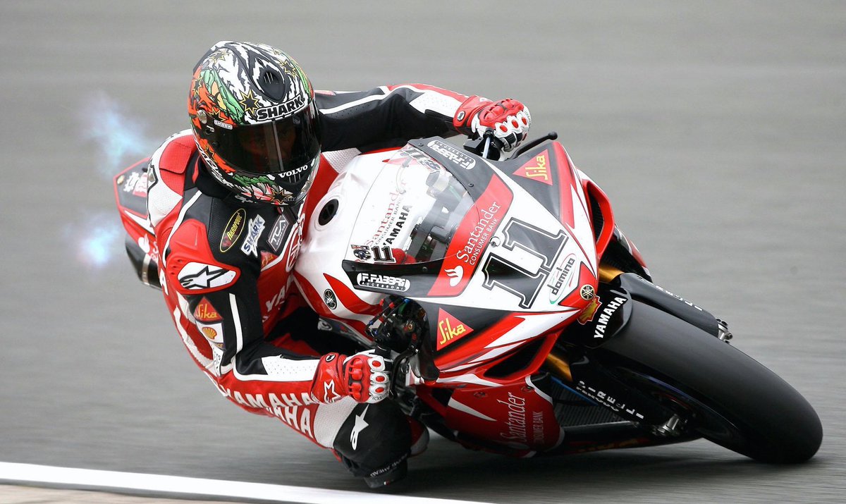 Facciamo tanti auguri di buon compleanno alla leggenda delle due ruote <a href="/TroyCorser11/">Troy Corser</a>! #HappyBirthday Troy!