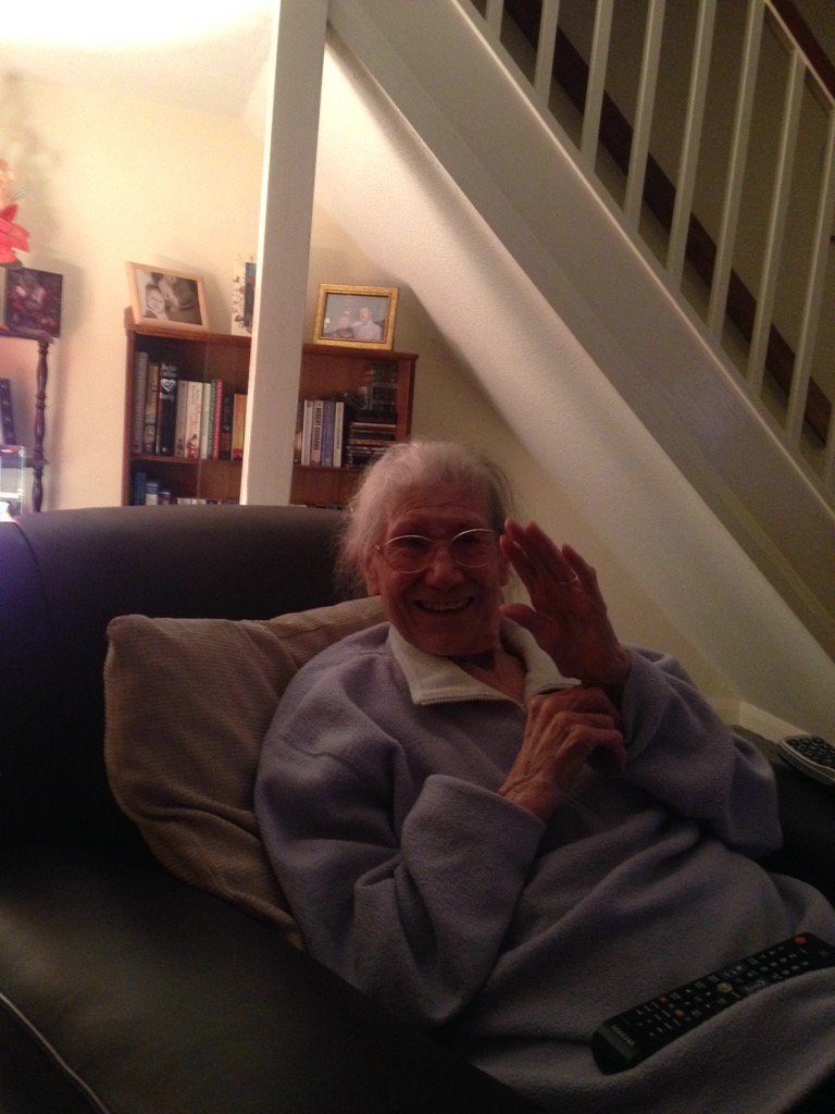 mrquilts's tweet photo. Happy birthday to my mum 🎂 89 today 😘😘 https://t.co/Ww6dPqCvEW