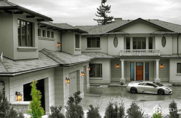 iuxury2's tweet photo. Perfect house and car 💰 https://t.co/2YCeO9YJYH