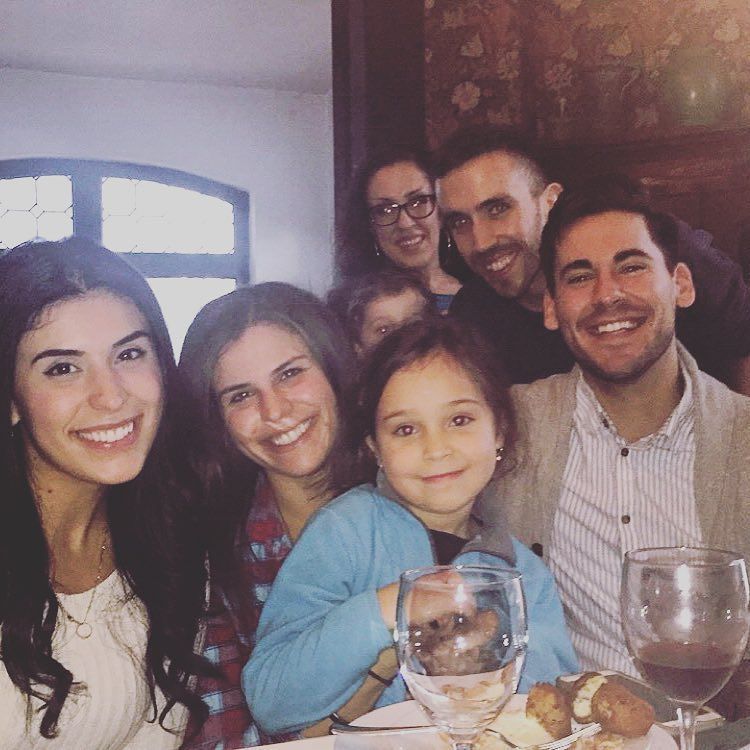 hosaycanusee's tweet photo. T-gives with the cousins ๐ #latergram #tgives #thanksgiving #jersey https://t.co/ZRNLjtm5Cy