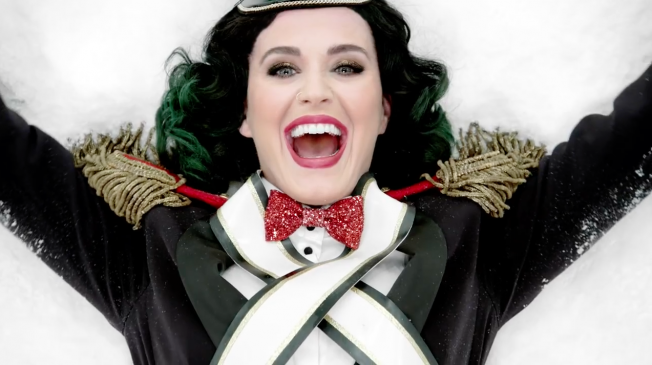 OneYellowTree's tweet image. Katy Perry Is a Nutcracker, a Fairy Godmother and More in H&amp;amp;M&apos;s Holiday Extravaganza Ad buff.ly/1I9H0rT