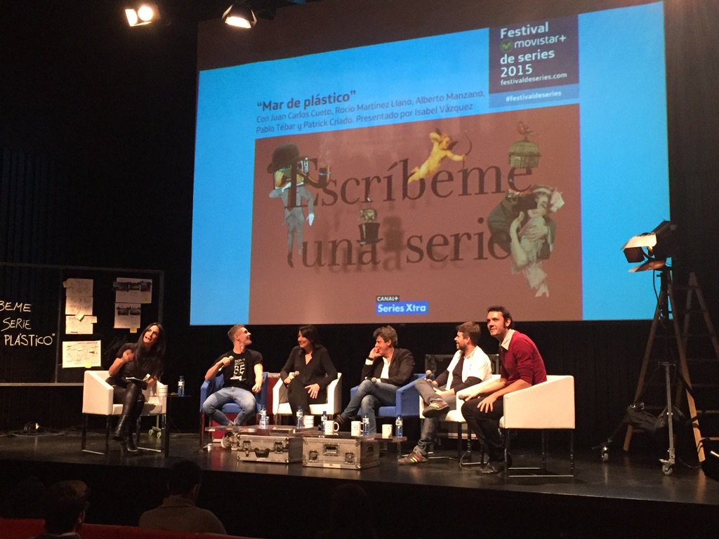 mlagoa's tweet photo. Escríbeme una serie: Mar de plástico. @FestivalSeries en Málaga (en el escenario los que saben quién es el culpable) https://t.co/LSa9chk4FU