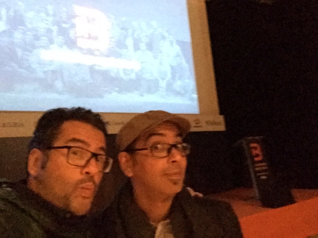 Queda menos para los #Bitacoras15 así que nos marcamos un #Selfie con un canario <a href="/TwittBoy/">Iván Rodríguez (el de Plataica) ⭐🇮🇨</a> <a href="/Bitacoras/">Escuela Bitácoras</a>