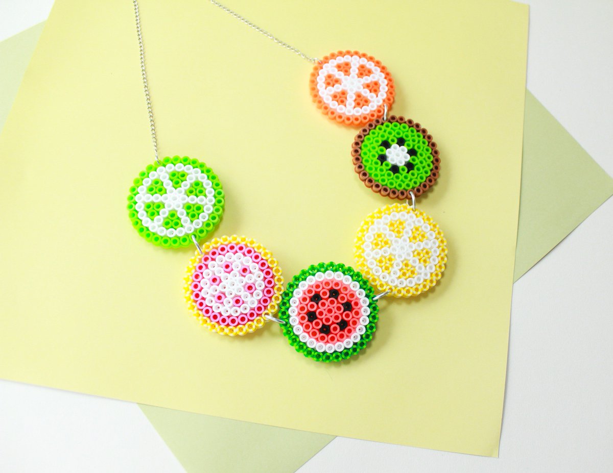 CSFoxBurrow's tweet image. #BlackFriday item #2: #fruitloops necklace! #EtsyGifts #etsyseller #fruitpunch

etsy.com/listing/258081…