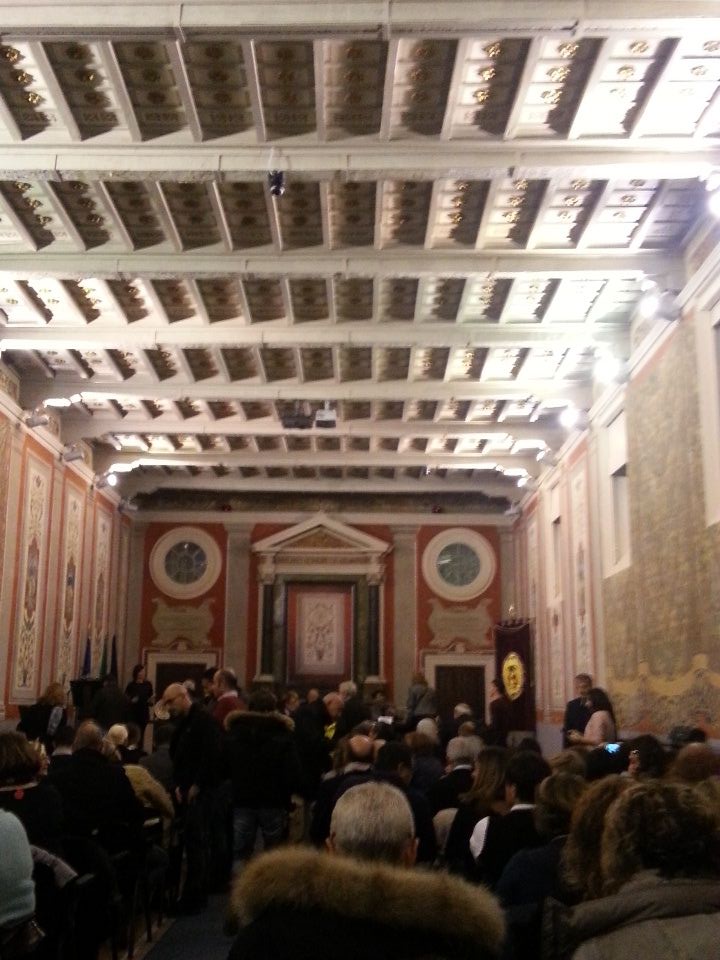 premioromiti's tweet photo. Ultimi istanti prima della Cerimonia di Premiazione #mancapoco 
 #PMR2015 https://t.co/LyAz2o4SD7