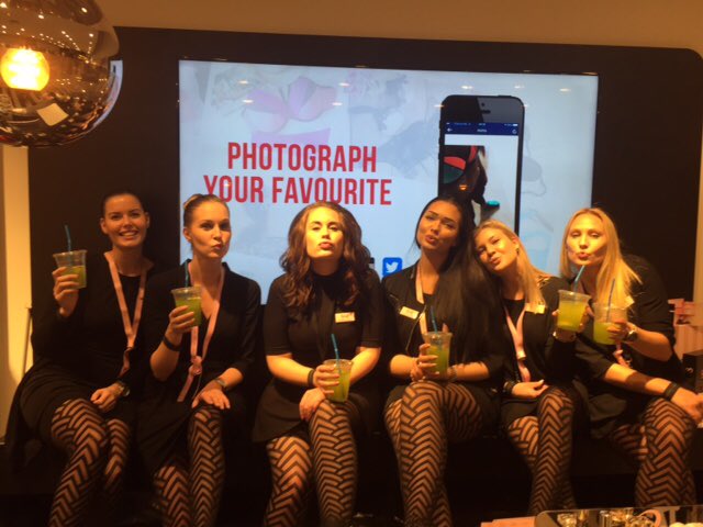 SorenMATAS's tweet photo. Black Friday is Fun and record breaking in both Denmark and Sweden due to super #shero @Hunkemoller #Hunkemoller https://t.co/77GZEnKwS9