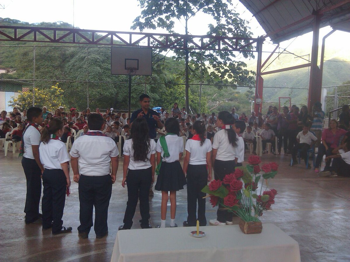 ModJGarmendia's tweet image. #CoroInfantilensamblescuatro #parrandonavideño @elsistema @ElSistemaLara @PSBIribarren 25-11-15